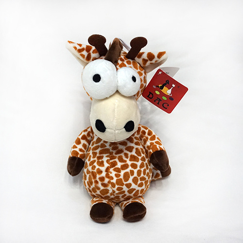 Poupée en peluche à grosse tête