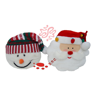 Cadeau de Noël du Père Noël coupé en peluche