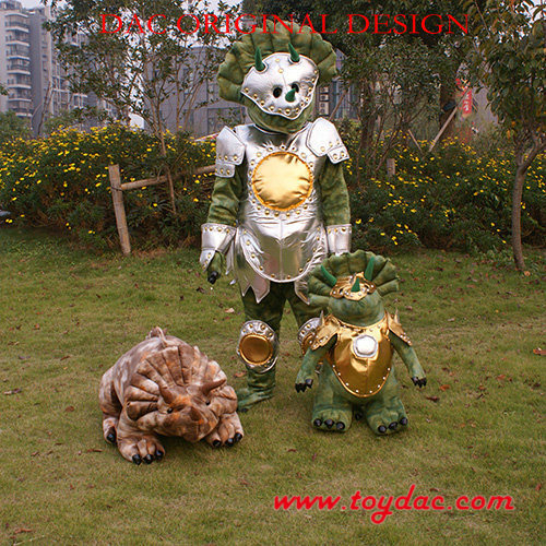 Costume de dinosaure en peluche