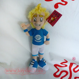 Jouet de mascotte de garçon de football en peluche