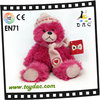 Ours en peluche haute fourrure avec bonnet